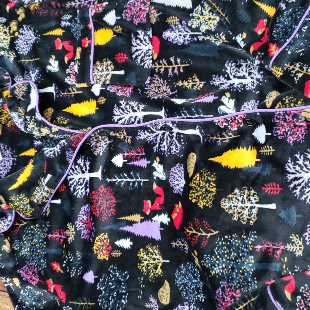 2 piece pajama set - Picture 2 of 10